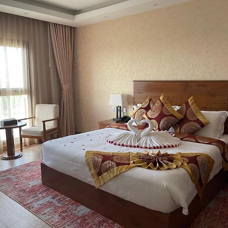 Alsahwa Hotel Seeb Luaran gambar