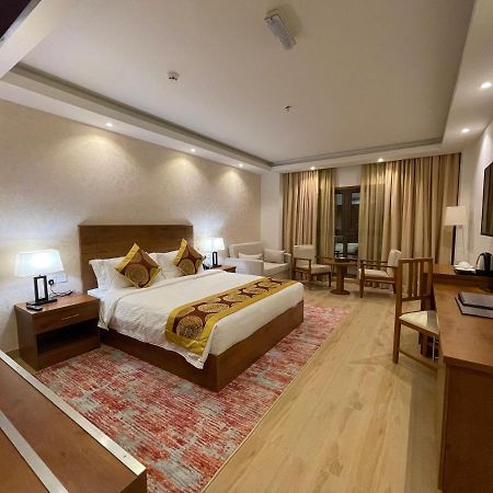 Alsahwa Hotel Seeb Luaran gambar