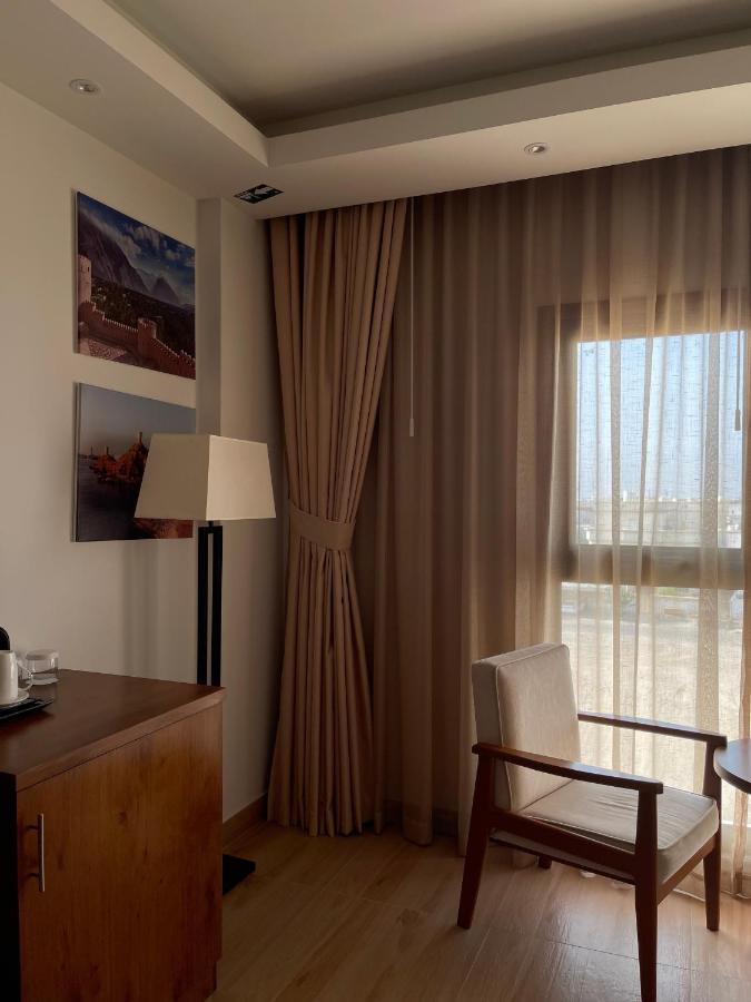 Alsahwa Hotel Seeb Luaran gambar